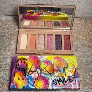 Urban Decay x Smiley Naked Mini Eyeshadow Palette Chill Happy